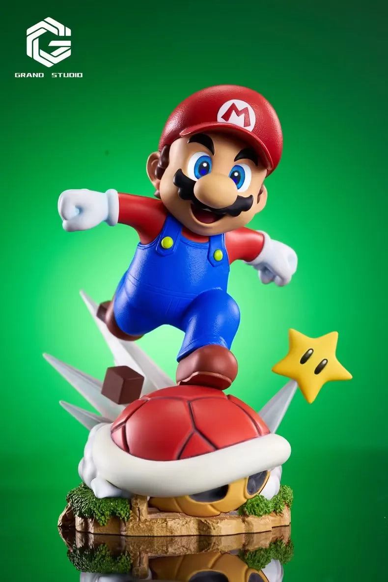 Super Mario Running Pose PVC Figure – Collector's Edition