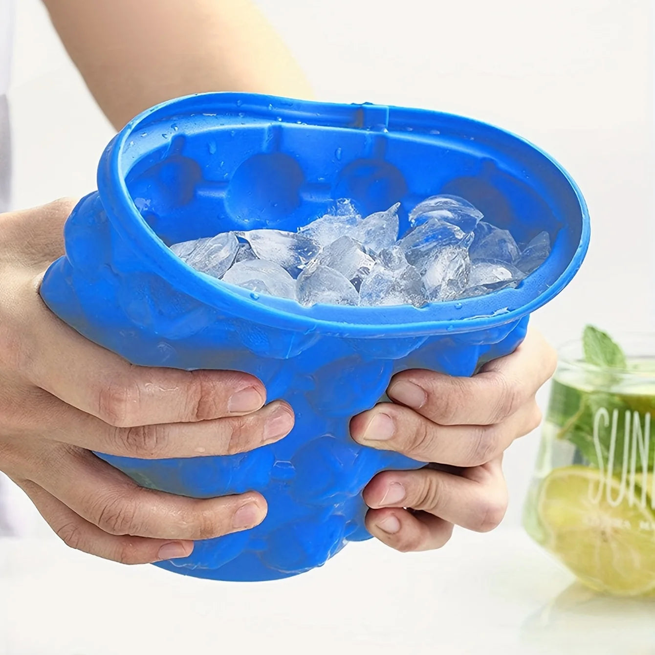 Ice Bucket Cube Maker