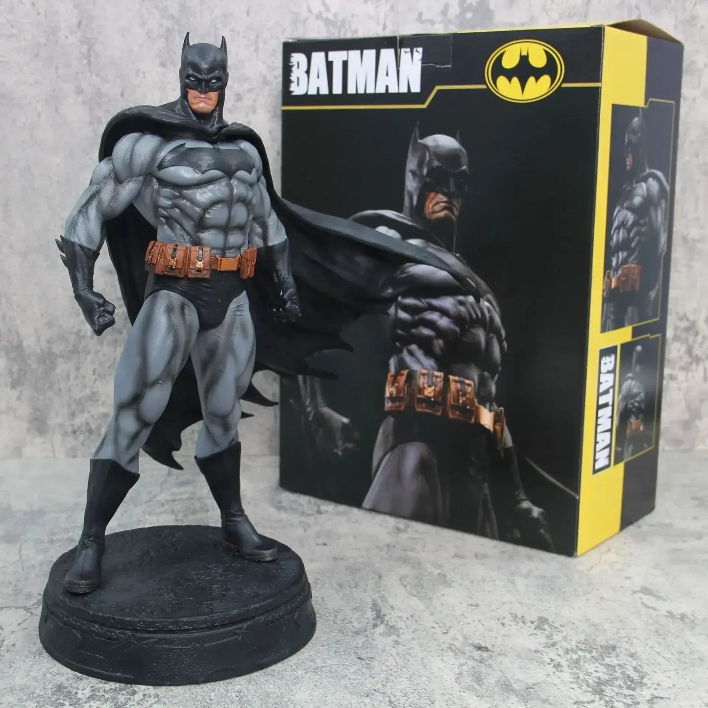 Dark Knight Batman – Premium Justice League Figure (38 cm)