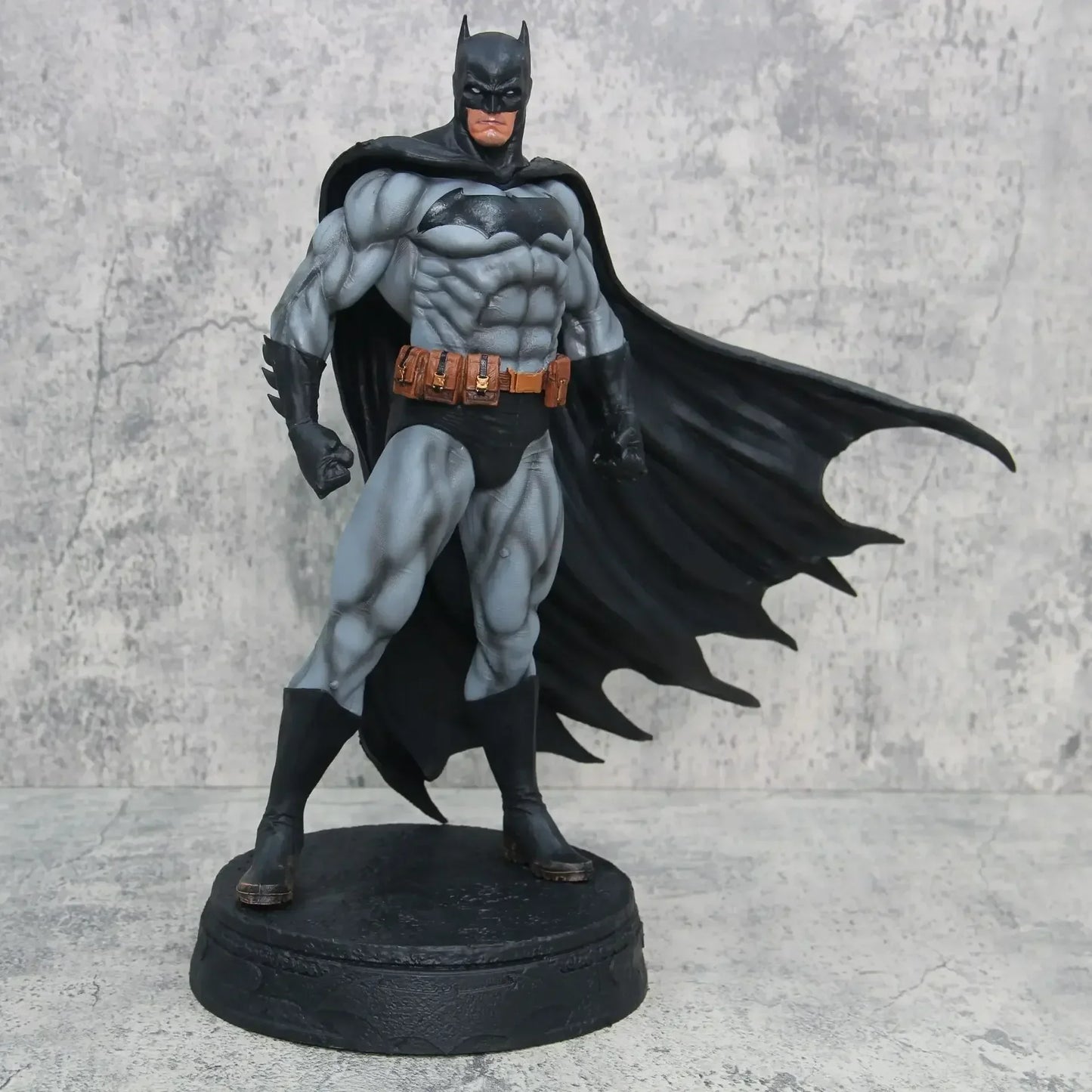 Dark Knight Batman – Premium Justice League Figure (38 cm)